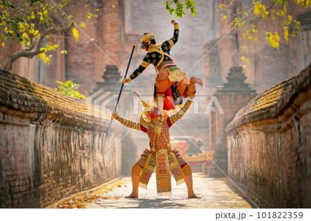 Khon or traditional Thai classic masked from the Ramakien characters action of traditional dance 101822359