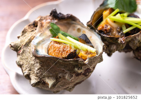 さざえの壺焼き さざえの壺焼き 101825652