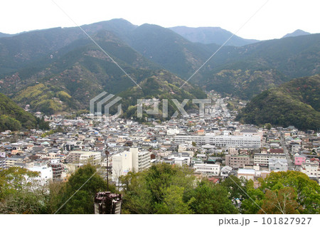 宇和島城からの眺望（愛媛県・宇和島市） 101827927
