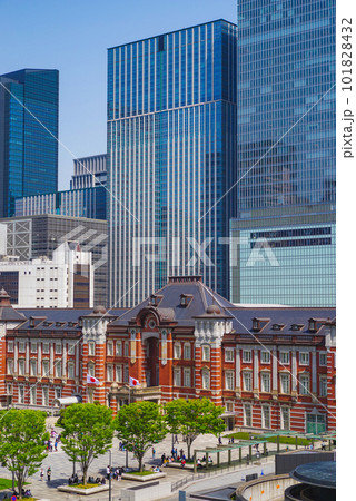 昼の東京駅 昼の東京駅 101828432