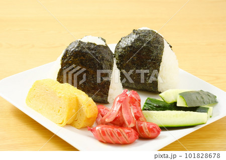 昭和っぽいおにぎり 昭和っぽいおにぎり 101828678