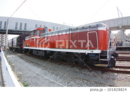 えちごトキめき鉄道 オヤ31甲種 DE10 松任駅 えちごトキめき鉄道 オヤ31甲種 DE10 松任駅 101828824
