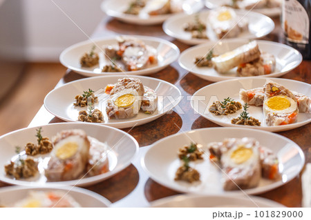 Rabbit and vegetable jelly Rabbit and vegetable jelly 101829000