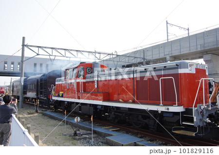 オヤ31甲種 DE10入換 松任駅 101829116