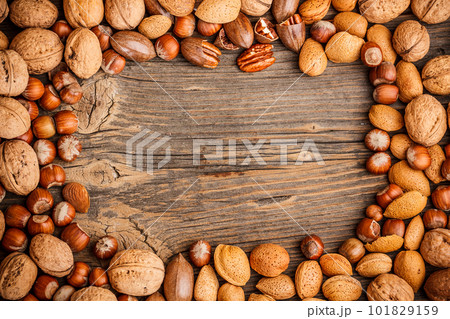 Frame of nuts fruit 101829159