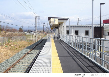 岩手の駅 2023年3月開業の新駅 JR前潟駅のホーム 岩手の駅 2023年3月開業の新駅 JR前潟駅のホーム 101830266