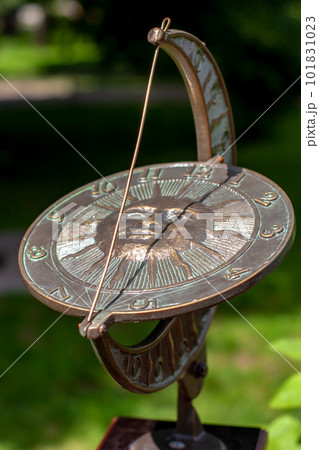 Antique sundial with a beautiful dial with...の写真素材 [101831023