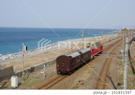 えちごトキめき鉄道 オヤ31甲種 EF510 青海付近 101831397