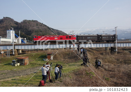 えちごトキめき鉄道 オヤ31甲種 EF510 早川鉄橋 101832423