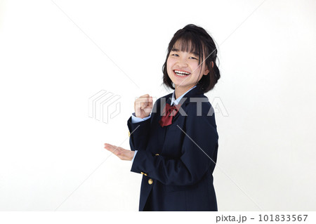 白バックの女子高校生 白バックの女子高校生 101833567