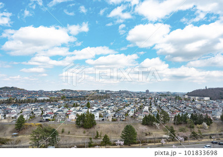 郊外の住宅地 郊外の住宅地 101833698