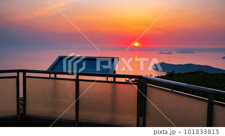 紫雲出山の夕景 紫雲出山の夕景 101833815