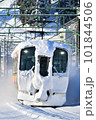 雪晴れの上越線　E129系 101844506