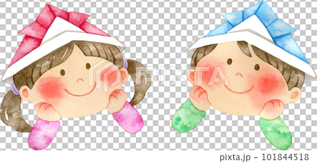 【こどもの日】折り紙の兜をかぶった楽しそうな子供たちの水彩イラスト 101844518