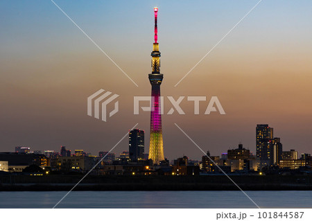 東京スカイツリー 特別ライトアップ(東日本大震災復興祈願) 東京スカイツリー 特別ライトアップ(東日本大震災復興祈願) 101844587