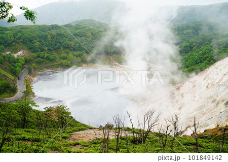 登別温泉の地獄谷 登別温泉の地獄谷 101849142