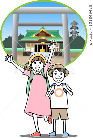 寺社仏閣を訪れる小学生の男女 101849428