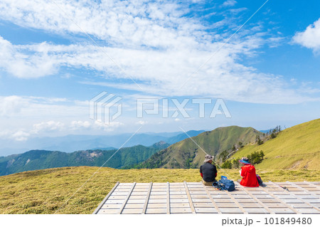 春の剣山登山(山頂) 春の剣山登山(山頂) 101849480