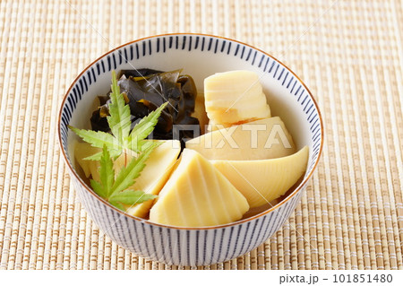 筍とわかめの煮物 101851480