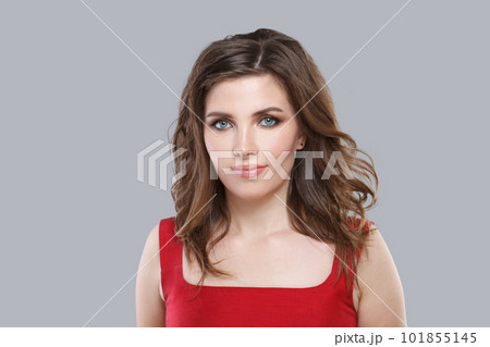 Portrait of stylish nice woman with makeup and wavy hairstyle 101855145