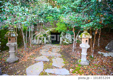 八百比丘尼入定　洞穴　小浜市 101855204