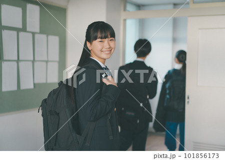 Middle school 101856173