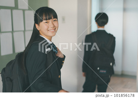 Middle school 101856178