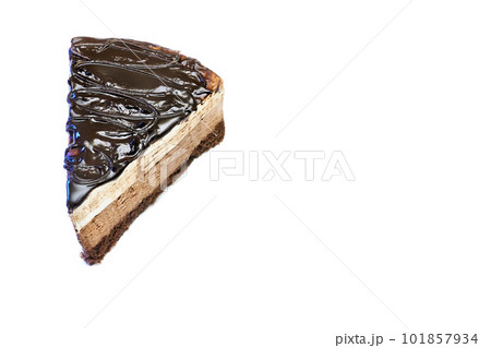 Piece of chocolate cream brown yummy cake isolated on white 101857934