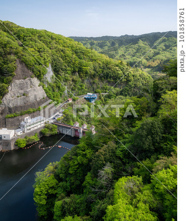 茨城県常陸太田市 新緑の竜神大吊り橋 茨城県常陸太田市 新緑の竜神大吊り橋 101858761
