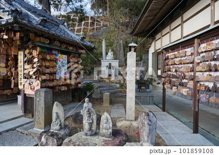 舘山寺子授観音像【日本・静岡】 舘山寺子授観音像【日本・静岡】 101859108