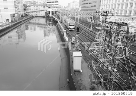 線路と水路 101860519