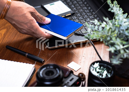 External hard drive 101861435