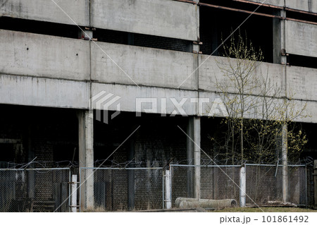 Old abandoned concrete building Old abandoned concrete building 101861492