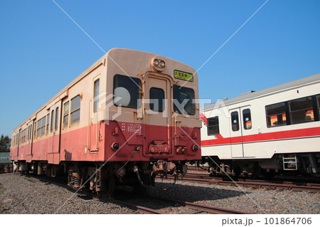 華やかな復活国鉄型気動車の傍らでひっそりと余生を過ごす元JR東日本キハ30系気動車 華やかな復活国鉄型気動車の傍らでひっそりと余生を過ごす元JR東日本キハ30系気動車 101864706