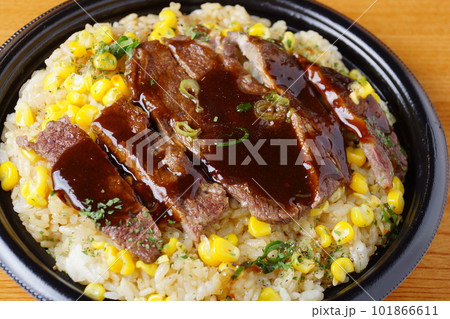 牛肉ステーキ弁当 牛肉ステーキ弁当 101866611