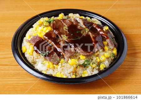牛肉ステーキ弁当 101866614