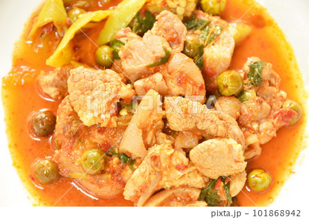spicy stir fried slice pork leg with eggplant curry on plate spicy stir fried slice pork leg with eggplant curry on plate 101868942