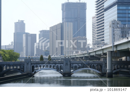 水晶橋とビル 水晶橋とビル 101869147