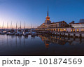 Marine Station in Sochi with boats on the pier with calm water. 101874569