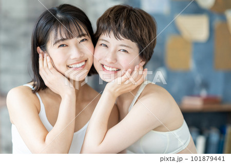 若い女性　ビューティー 101879441