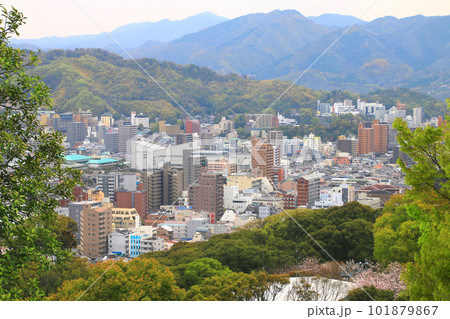 松山城からの眺望(愛媛県・松山市) 松山城からの眺望(愛媛県・松山市) 101879867