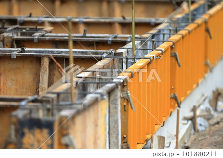 布基礎の型枠工事 布基礎の型枠工事 101880211