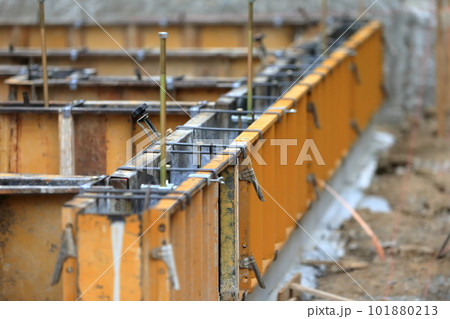 布基礎の型枠工事 布基礎の型枠工事 101880213