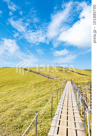 春の剣山登山(山頂) 春の剣山登山(山頂) 101880700