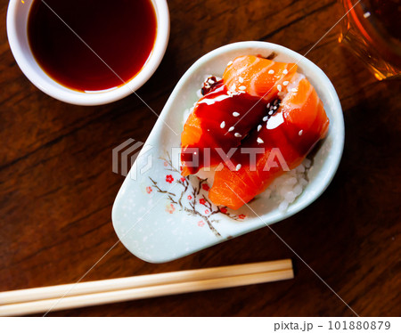 Japanese dish - Chirashi salmon and rice 101880879