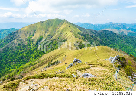 春の剣山登山(剣山~次郎笈) 春の剣山登山(剣山~次郎笈) 101882025
