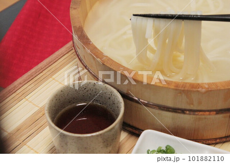 釜揚げうどん 釜揚げうどん 101882110