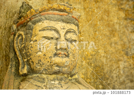 臼杵石仏の大日如来像 臼杵石仏の大日如来像 101888173