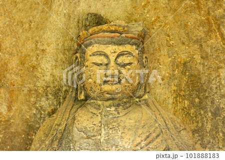 臼杵石仏の大日如来像 臼杵石仏の大日如来像 101888183