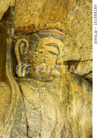 臼杵石仏の大日如来像 臼杵石仏の大日如来像 101888189